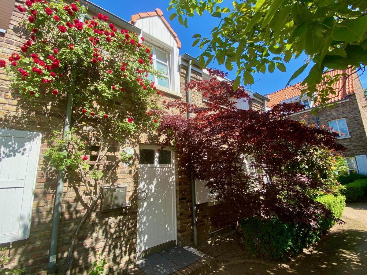 Villa Denki Düsseldorf Eksteriør billede